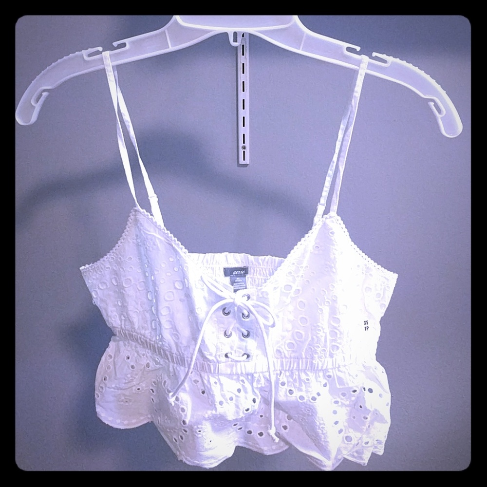 Cropped tank